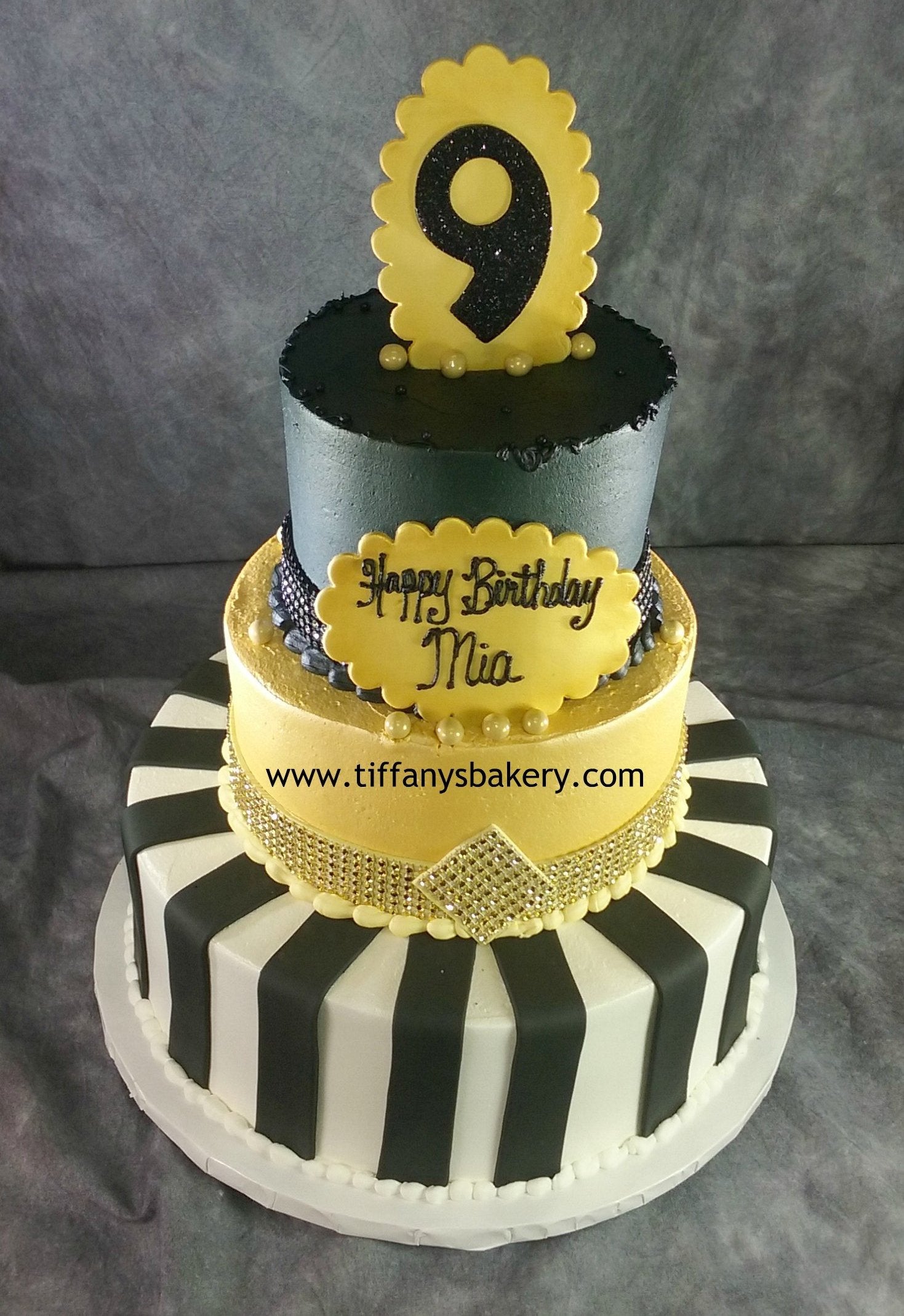 Send 3 Tier Square Cake Online - Indiagift.in